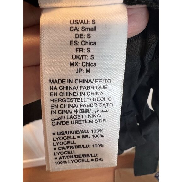 Terea By Andrea Pitter Vneck Sleeveless Black Blouse Small Hi Low Hem Bow Detail - Picture 6 of 7